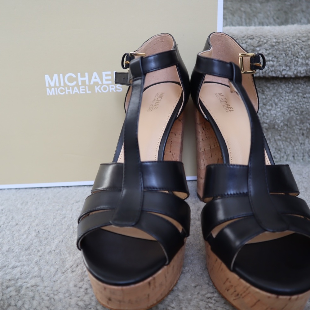 Michael Michael Kors Women's Sandals Strappy High Heels Footwear Black Size 8.5